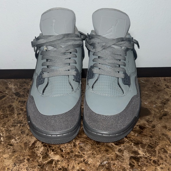 jordan’s 4s grey cement